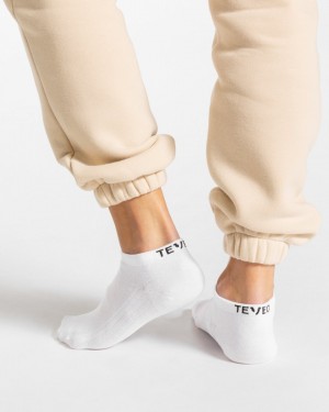 White Teveo Sneaker (2pcs) Women's Socks | UK-XUWB13952