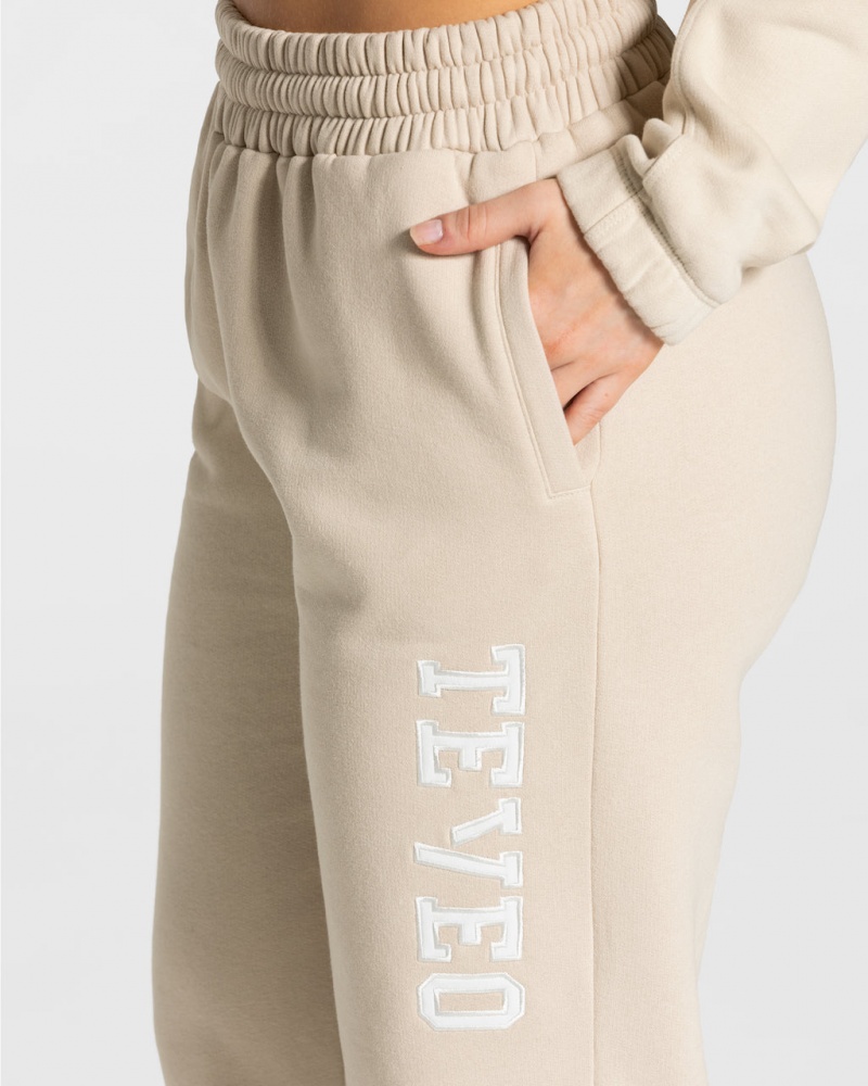 Beige Teveo College Oversized Women's Leggings | UK-GIPF57983