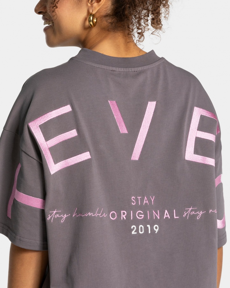 Black Grey Teveo Signature Oversized Women's T-Shirt | UK-BVHI16920