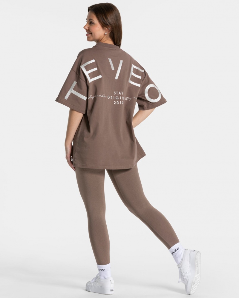 Coffee Teveo Signature Oversized Women's T-Shirt | UK-ZUXI20536