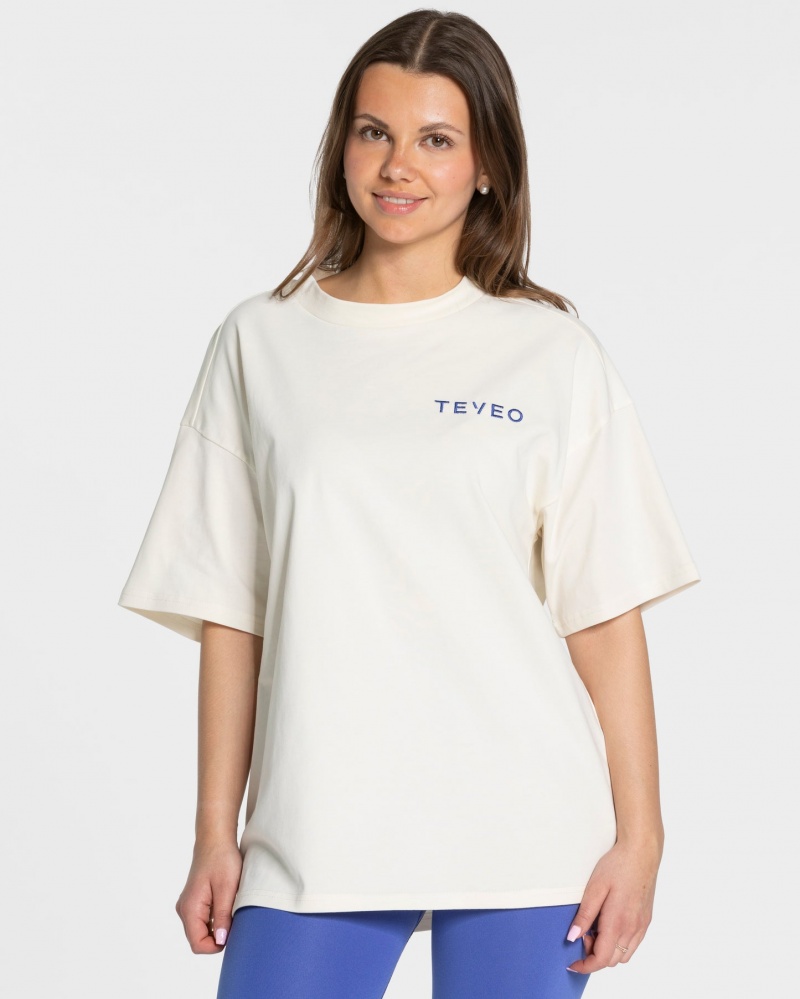 White Teveo Signature Oversized Women's T-Shirt | UK-YNZB93781