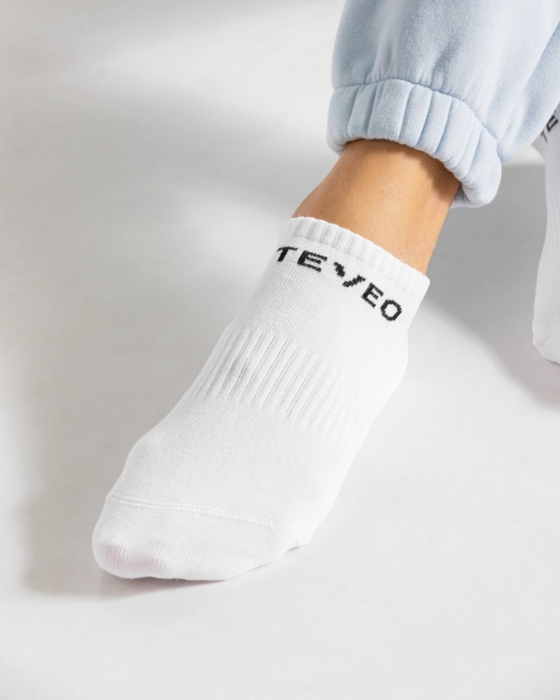 White Teveo Sport (2pcs) Women's Socks | UK-UEOS34759